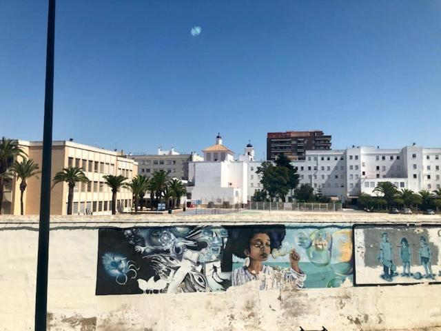 Gatu Premium Villa Isabel Terraza,Parking,1ºlinea Playa,Wifi,Vista Al Mar , Preferente Mayores De 25 Anos Y Familias Kadyks Zewnętrze zdjęcie