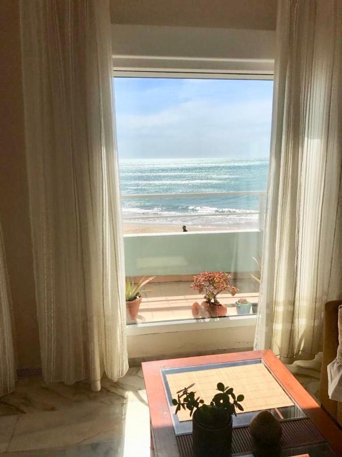 Gatu Premium Villa Isabel Terraza,Parking,1ºlinea Playa,Wifi,Vista Al Mar , Preferente Mayores De 25 Anos Y Familias Kadyks Zewnętrze zdjęcie